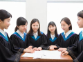如何构建高价值的研究生社交圈子？