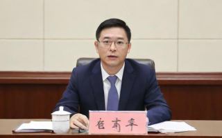 昆十二中校长怎么样