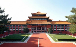 景山学校初中的教育质量如何？