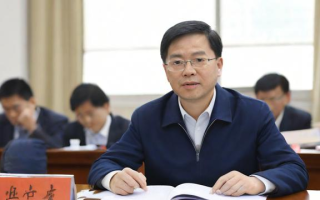 国考人数为何爆棚？