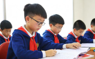 如何成为一名小学语文在职研究生？