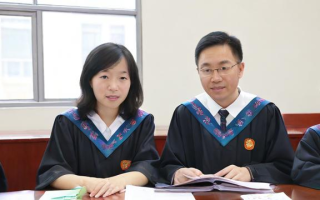 研究生开学家长