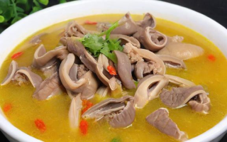 猪肚鸡怎么做好吃（猪肚鸡怎么做好吃又嫩又好吃视频）