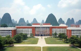 学校待遇怎么样广西，广西学校的教师待遇如何？