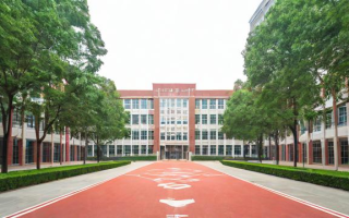 南京人民高中的教学质量和校园环境如何？