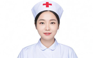 如何完成护士注册流程？