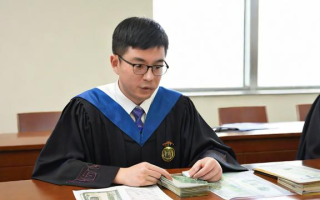 研究生金融读几年