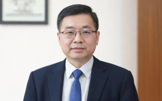 研究生导师管的多
