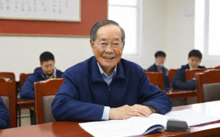田家炳初中的教育质量如何？