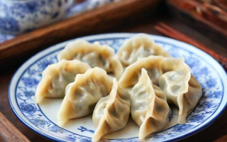 锅贴的制作方法，如何正确包裹美味的锅贴？