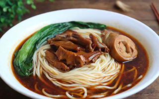 如何制作美味的板面卤？