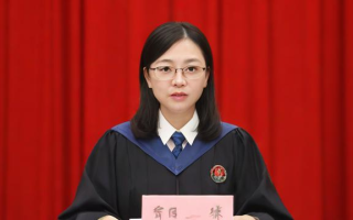 张圆是谁？一位研究生的故事与挑战