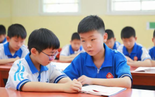 初中补考的具体流程和注意事项是什么？