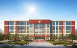 章丘中学官网内容与设计如何，能否展现学校特色？