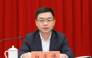 研究生李其霖