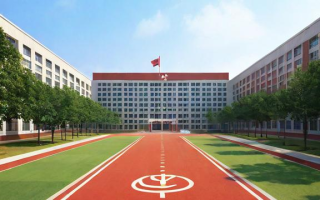 郑州中学初中怎么样，郑州中学初中的教学质量和环境究竟如何？