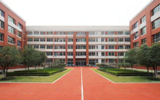 黄广中学高中的教学质量和校园环境究竟如何？