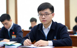 体育在职研究生学费