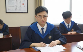 研究生与大专生，教育层次差异如何影响职业发展？