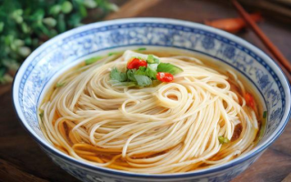 如何制作美味的杂面条？