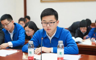如何高效地吸引和招收学生？