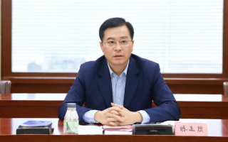 2025年国考陕西地区有哪些岗位竞争较小？，陕西国考岗位中，哪些专业最受欢迎？，2024年国考陕西岗位的学历要求有何变化？，陕西国考基层岗位的待遇和发展前景如何？，国考陕西地区的法律类岗位有哪些特点？，非应届生可以报考陕西国考的哪些岗位？，2025年国考陕西岗位中，西安地区的招录情况怎样？，陕西国考的经济类岗位主要集中在哪些部门？，国考陕西岗位的笔试分数线一般是多少？，10. 陕西国考岗位的面试形式和内容有哪些？