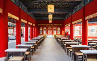 成都四中文庙食堂的伙食质量和环境如何？