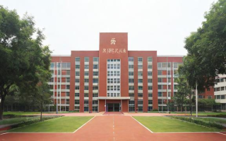 松岗中学初中怎么样，松岗中学初中的教育质量如何？