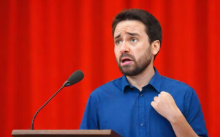如何有效克服演讲时的紧张情绪？