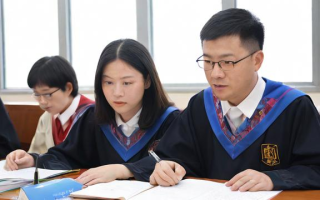 研究生招生信息一般什么时候发布？