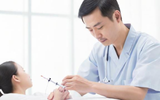 针灸推拿研究生课程如何融合传统医学与现代研究？