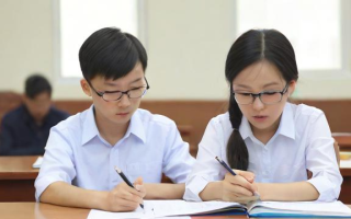 如何报考教师资格证？