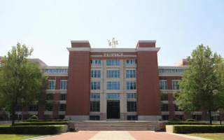 济南大学英语研究生教育如何培养国际化语言人才？