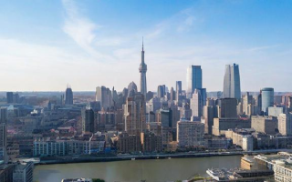 租界里谁又敢怎么样呢？