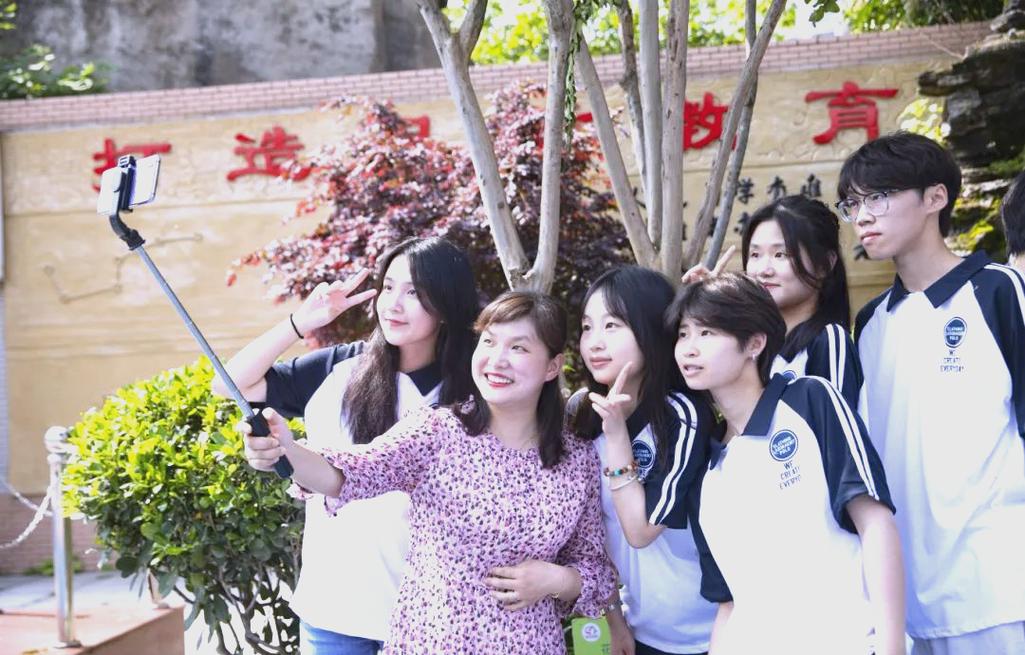 弘桥中学录取分数线是多少?-图1 弘桥中学录取分数线是多少?-图1