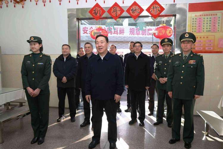 浙江武警预考多少分录取-图1 浙江武警预考多少分录取-图1