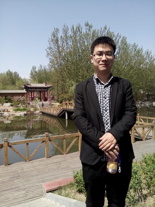 高志斌目前在哪所大学任职？-图1