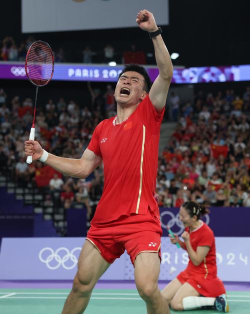 郑思维羽毛球-图1