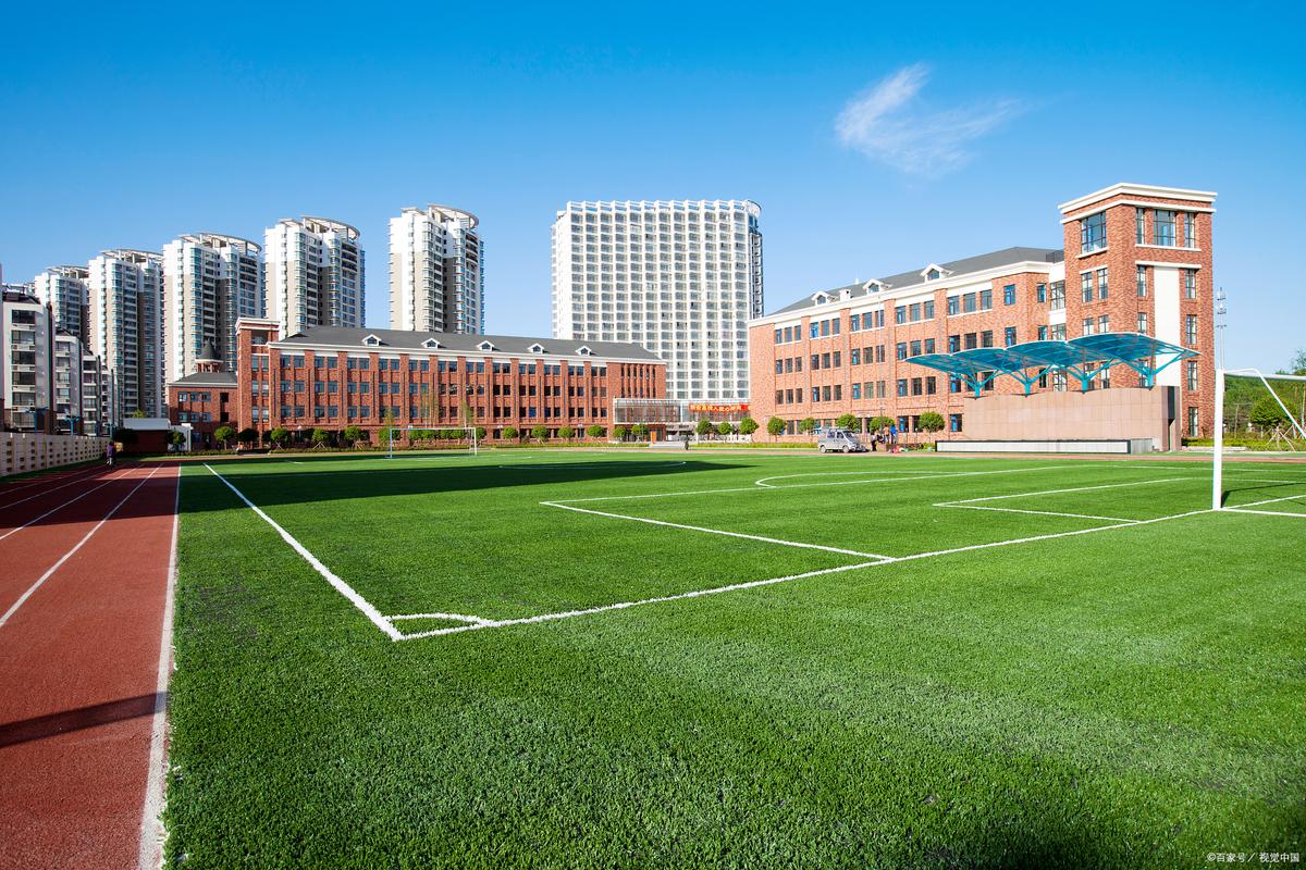 哈尔滨海天高哪家学校更好？-图1