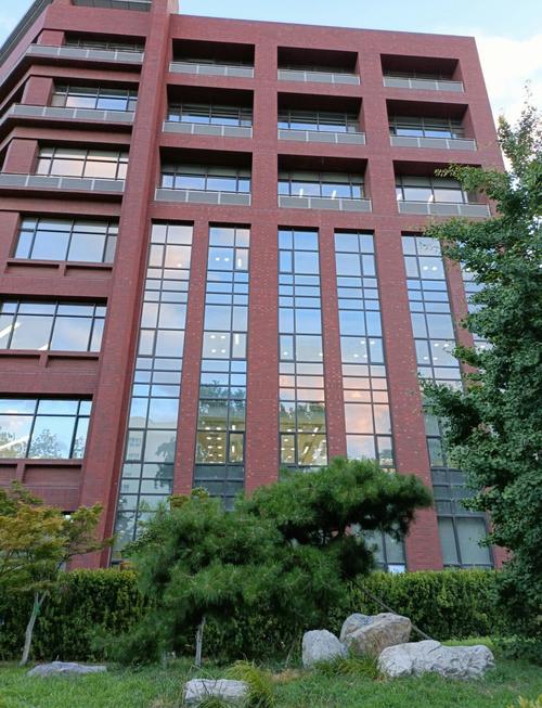 人大研究生在哪个楼上课?-图2 人大研究生在哪个楼上课?-图2