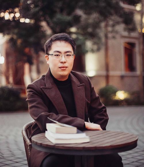 罗辑思维谈巨婴国,究竟为何引发争议?-图2 罗辑思维谈巨婴国,究竟为何引发争议?-图2