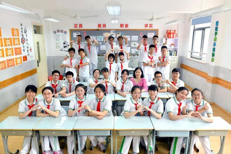 贺银成毕业于哪所学校？-图3