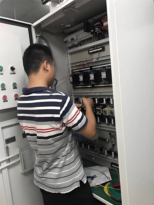 高压电工证报名条件有哪些？-图3