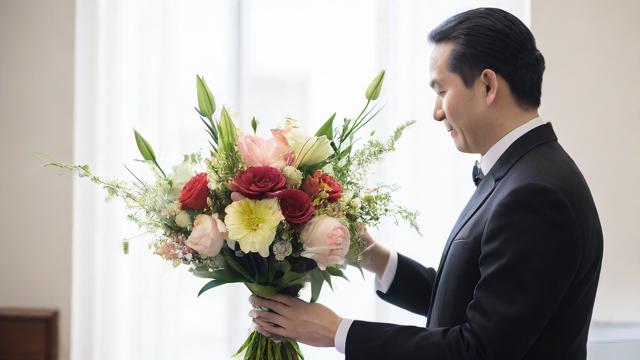 如何成为一名合格的花艺师?-第1张图片-益智教育网 如何成为一名合格的花艺师?-第1张图片-益智教育网