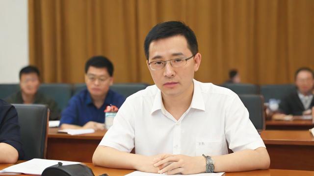普通考生如何参加艺考?全面指南与实用建议-第1张图片-益智教育网 普通考生如何参加艺考?全面指南与实用建议-第1张图片-益智教育网
