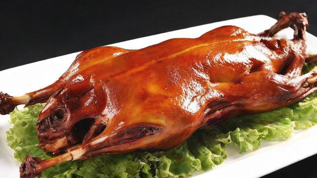 如何腌制烤全羊才能使其肉质鲜嫩多汁？-第1张图片-益智教育网