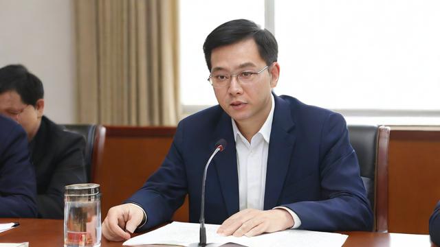 如何选择合适的大专专业和学校进行高考志愿填报?-第1张图片-益智教育网 如何选择合适的大专专业和学校进行高考志愿填报?-第1张图片-益智教育网