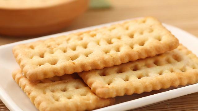 你知道零食在英语中该如何表达吗？-第1张图片-益智教育网