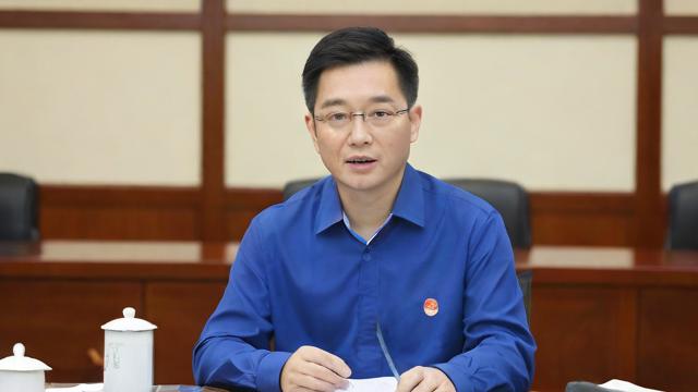 高级电工证怎么考?有哪些关键步骤和要求?-第1张图片-益智教育网 高级电工证怎么考?有哪些关键步骤和要求?-第1张图片-益智教育网