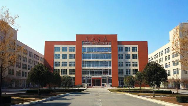 西城区13中学教学质量如何?全面解析与评价-第1张图片-益智教育网 西城区13中学教学质量如何?全面解析与评价-第1张图片-益智教育网